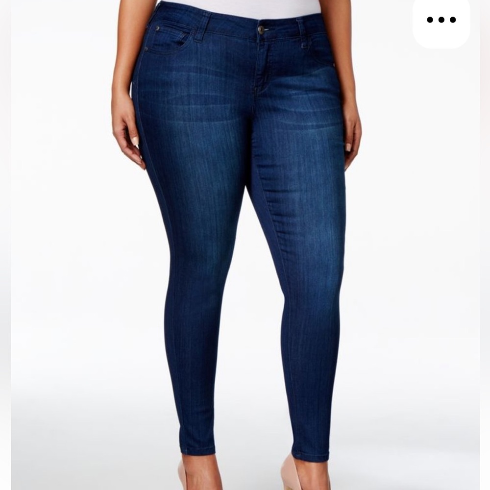 Celebrity Pink Dawson Super Skinny Jeans in Dark Blue Denim